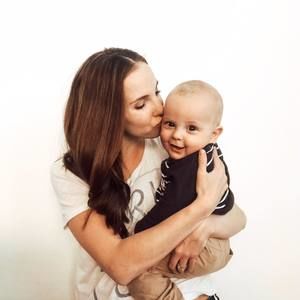 Meet your Posher, Leigh